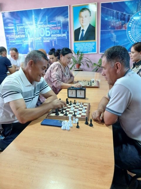 Samarqand tuman texnikumida pedagog-xodimlar o‘rtasida shaxmat va shashka musobaqasi o‘tkazildi вЂ” foto 10